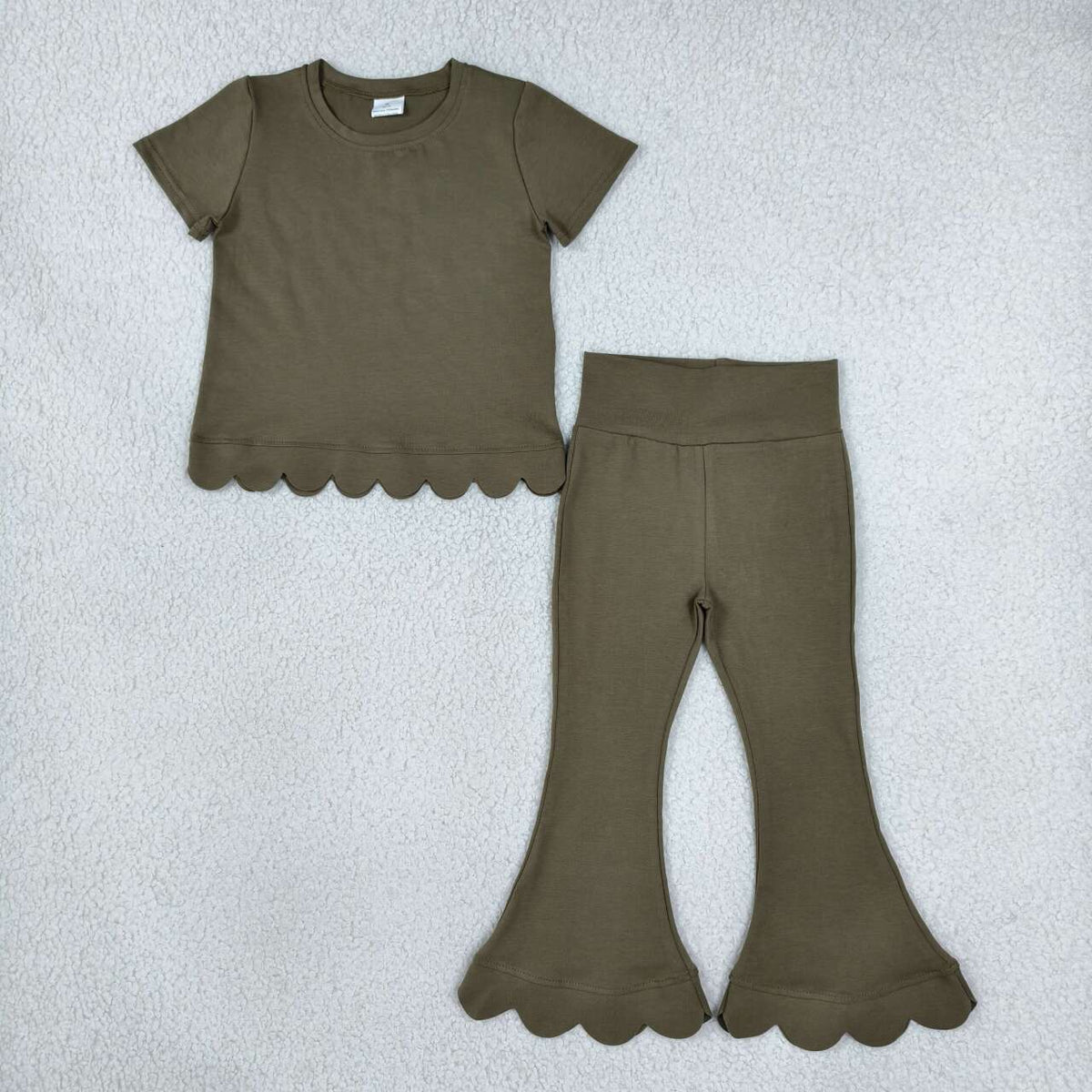 GSPO2342 Olive Green Cotton Scallop Edge Short Sleeve Bell Pants Girls Clothes Set