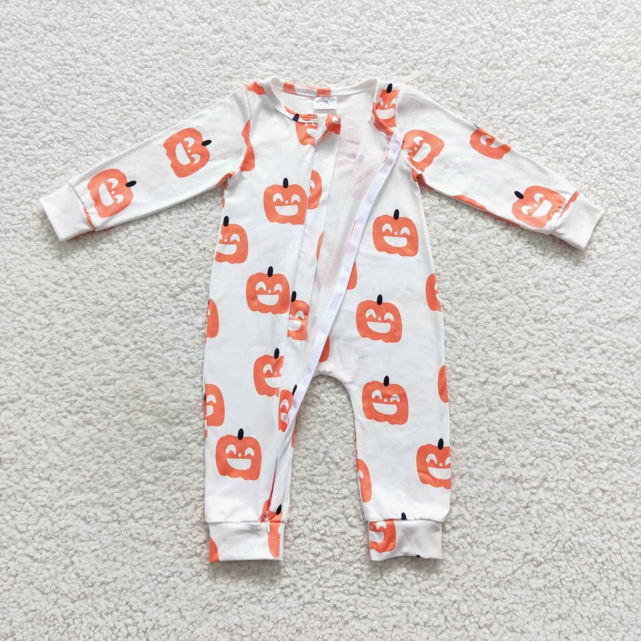 LR0495 Pumpkin Smiling Baby Halloween Zipper Sleeper Romper