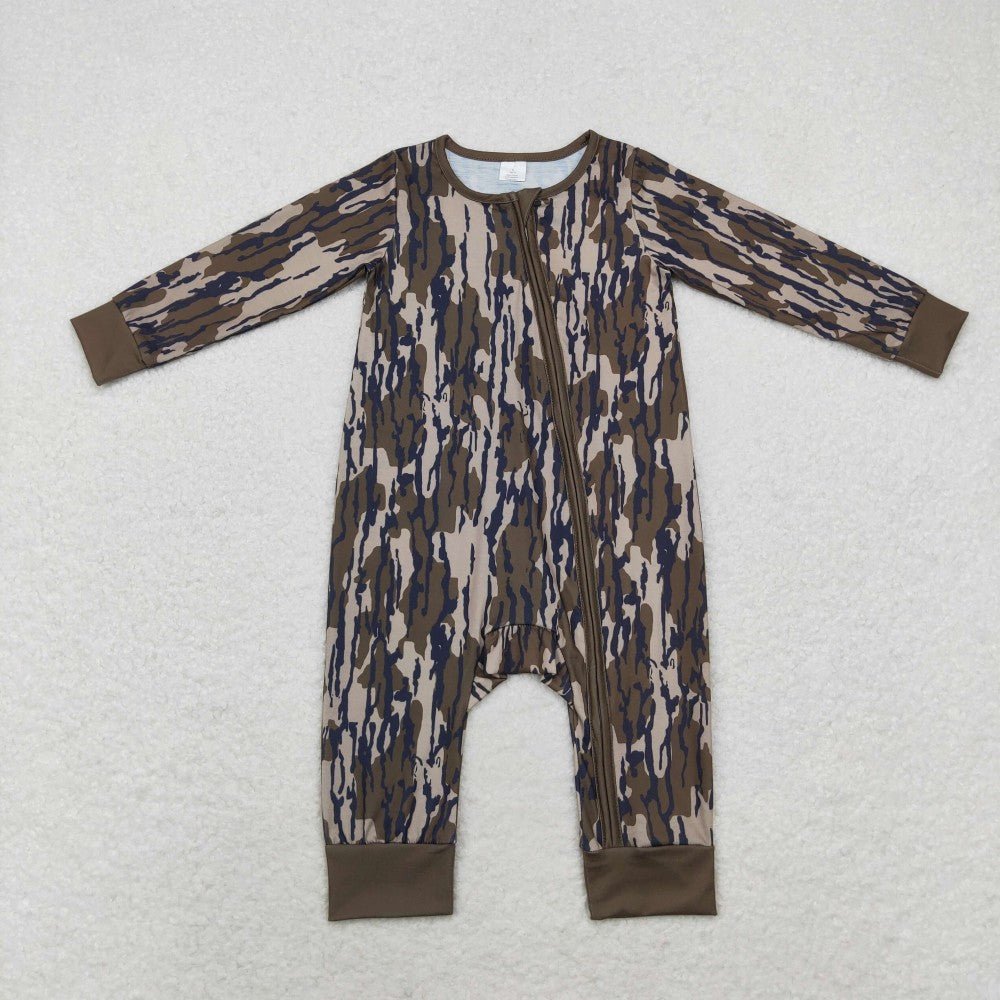 Sibling Baby Boys olive green Camo Long Sleeve Pajama Set / Zipper Romper
