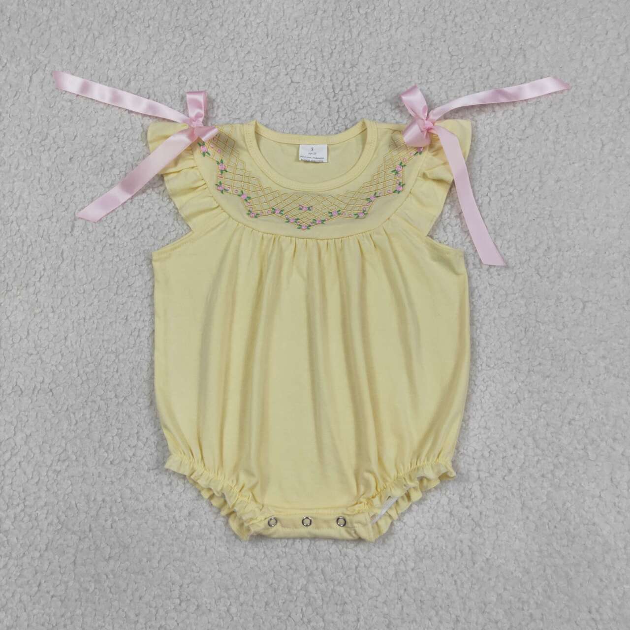 SR3561 Flowers Embroidery Flutter Sleeve Bows Baby Girls Cotton Romper