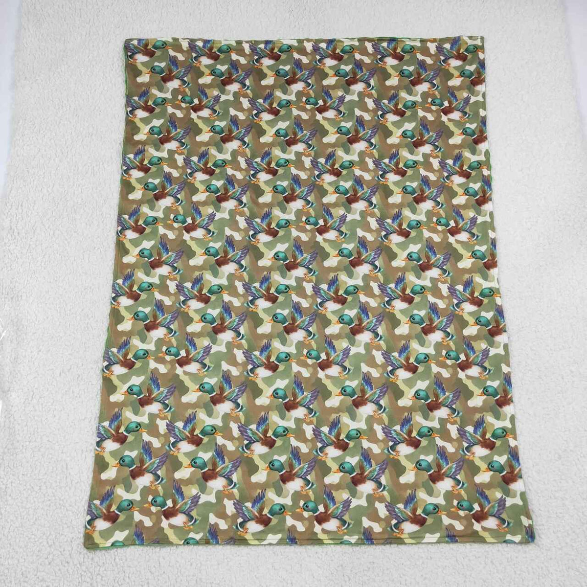 BL0286 Duck Green Camo Baby Hunting Blanket