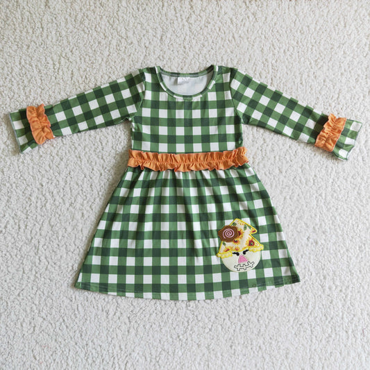 GLD0067 Scarecrow Embroidery Green Plaid Print Girls Long Sleeve Dress