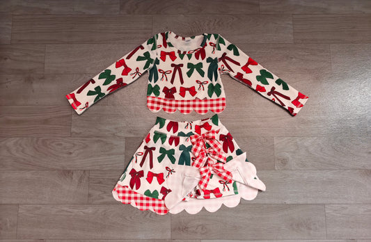 7.6 Preorder KIds Girls Christmas  Red Green Bow Leoaprd Active Outfit