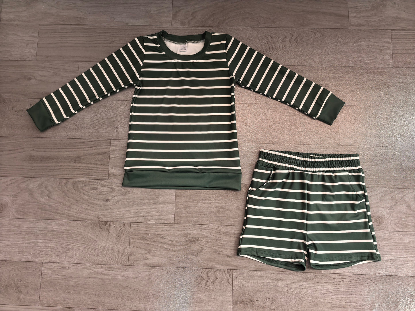 7.6 Preorder GLS0128 Kids Girls Green Striped Long Sleeve Top with Shorts Outfit