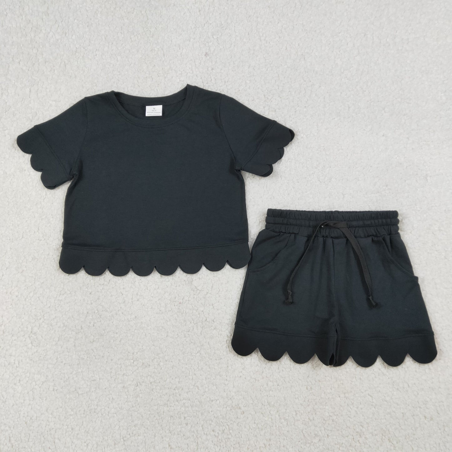 Mommy and Me Black Scallop Outfits, Short Sleeve Two Piece Set for Mother Daughter