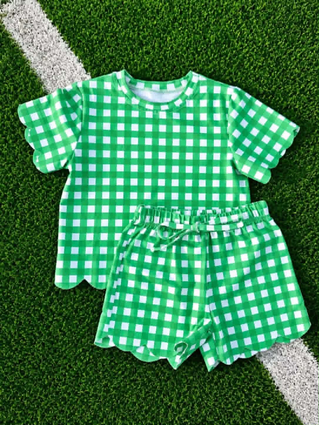 7.6 Preorder Kids Girls Green Gingham Scalloped Set