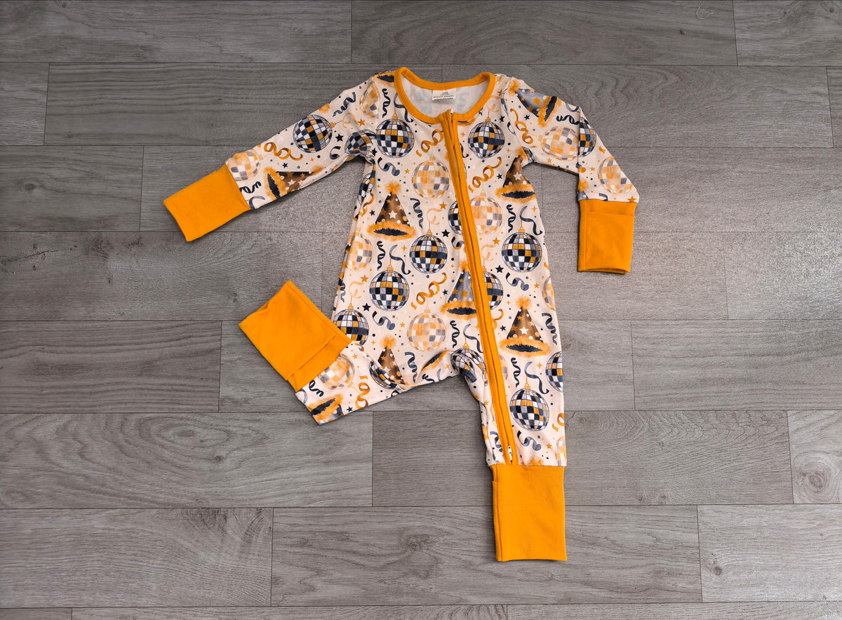 7.31 Preorder Baby Boys Happy New Year Long Sleeve Zipper Romper