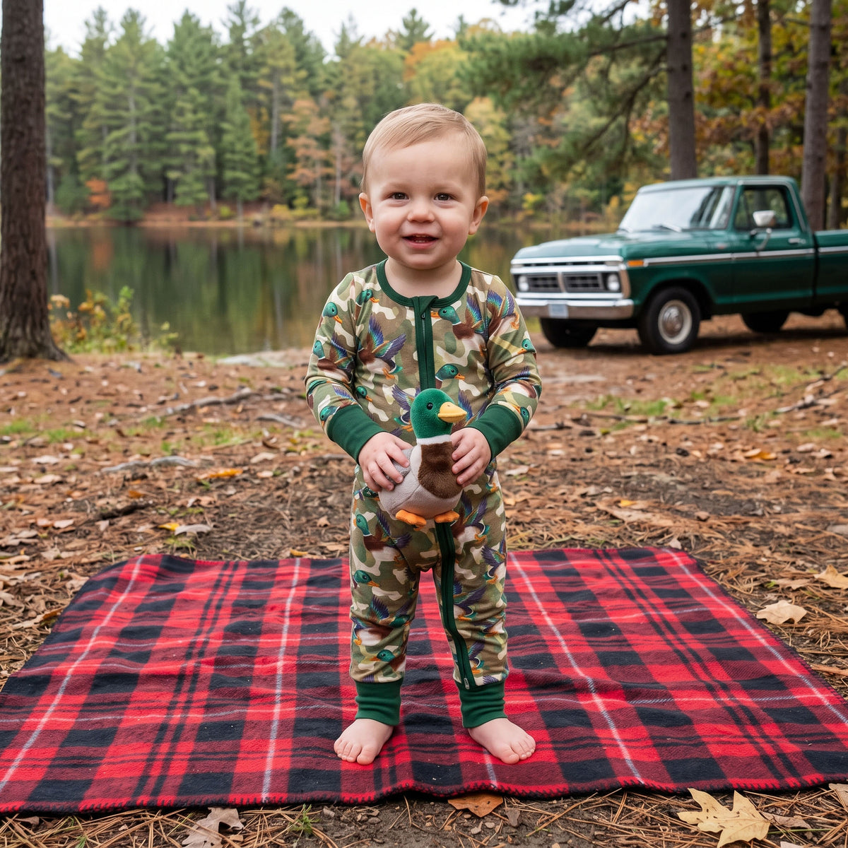 LR3249 Duck Green Camo Print Baby Boys Long Sleeve Zipper Sleeper Romper