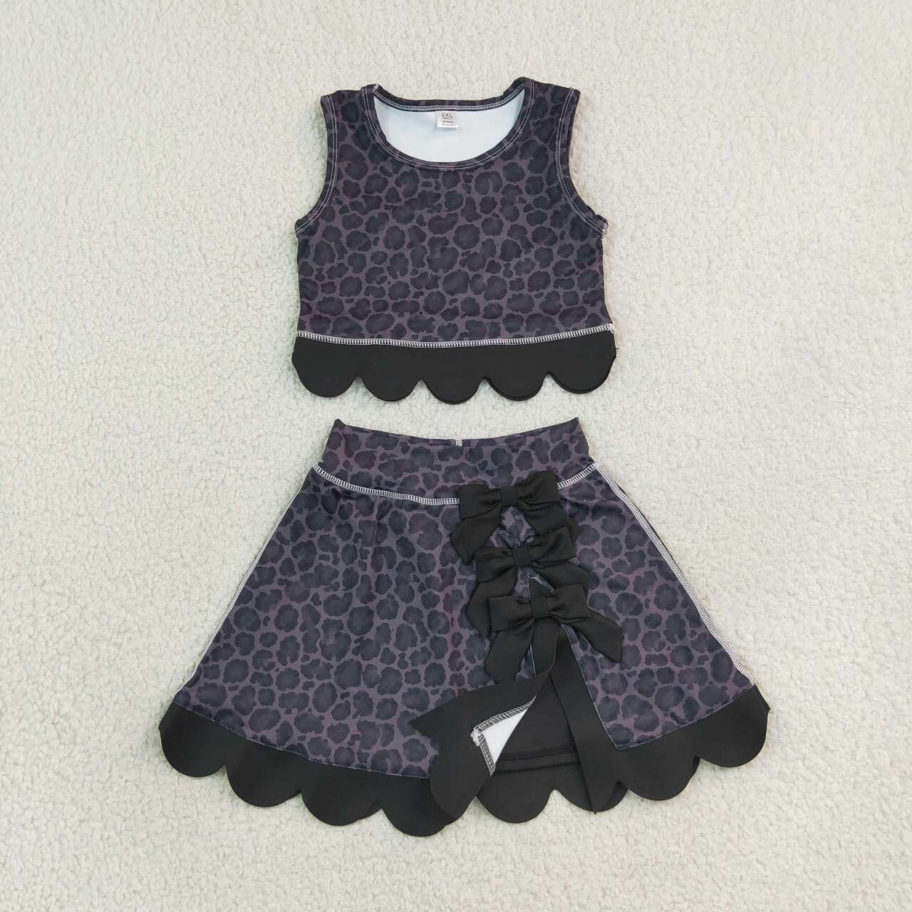 GSD4268  Black Leopard Bows Girls Summer Scallop Yoga Clothes Set